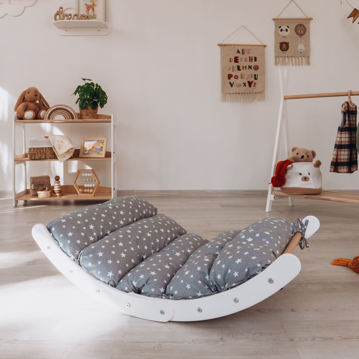 Mini Arch + Cushion